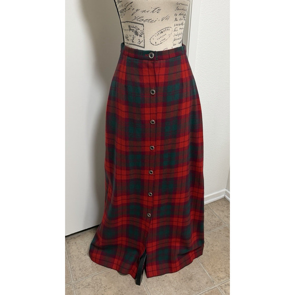 Robinson's Dresses & Skirts - Vintage Robinson's Skirt Womens 12 Red Wool Tartan Plaid A-Line Button Front